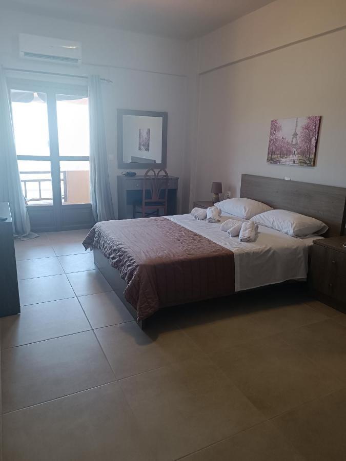 Buganvilla Sea View Apts Agia Pelagia  Esterno foto
