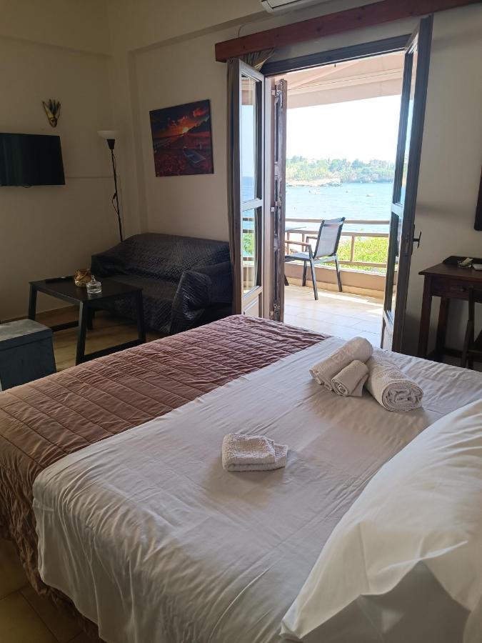 Buganvilla Sea View Apts Agia Pelagia  Esterno foto