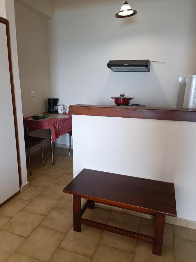 Buganvilla Sea View Apts Agia Pelagia  Esterno foto